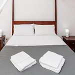 Casa de Férias 13 *